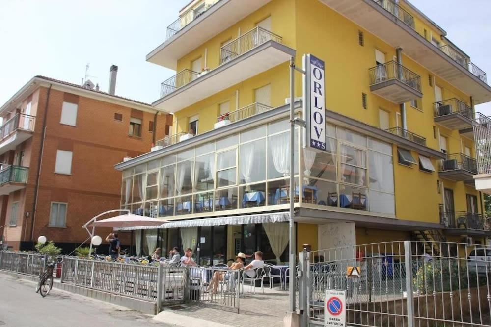 Hotel Orlov Ρίμινι Εξωτερικό φωτογραφία