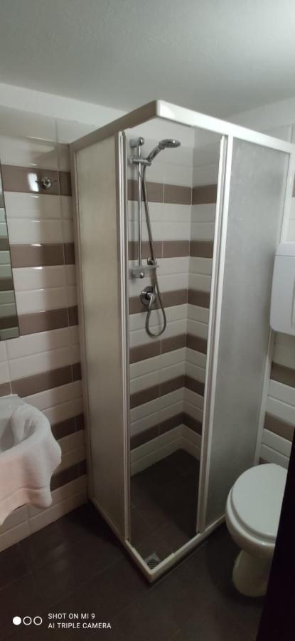 Hotel Orlov Ρίμινι Εξωτερικό φωτογραφία